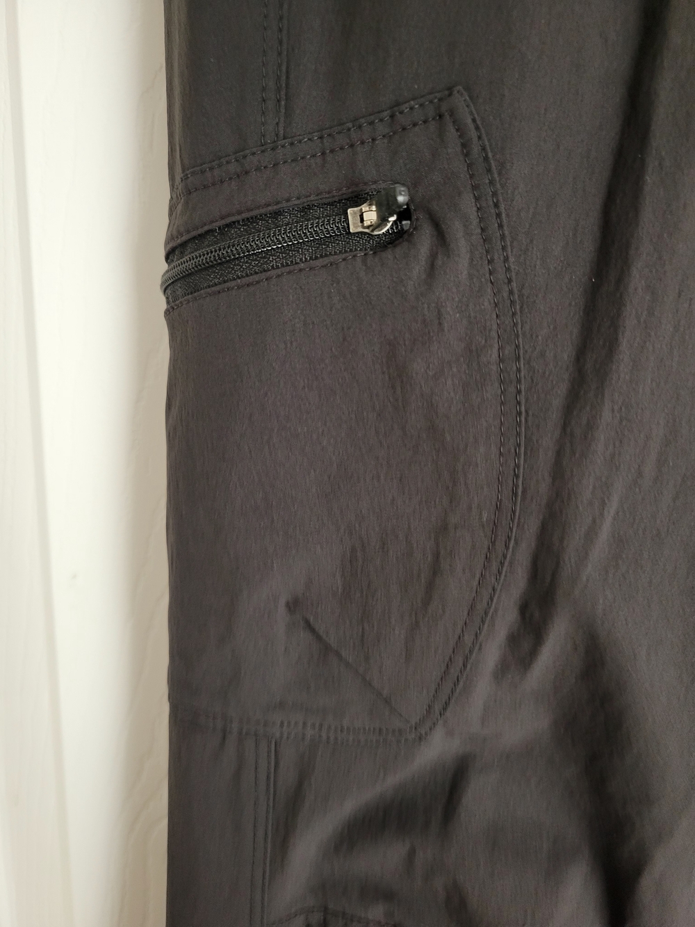 The North Face Roll Up Hiking Pants Women's Size S Dark Gray Cargo Outdoor - Picture 4 of 9